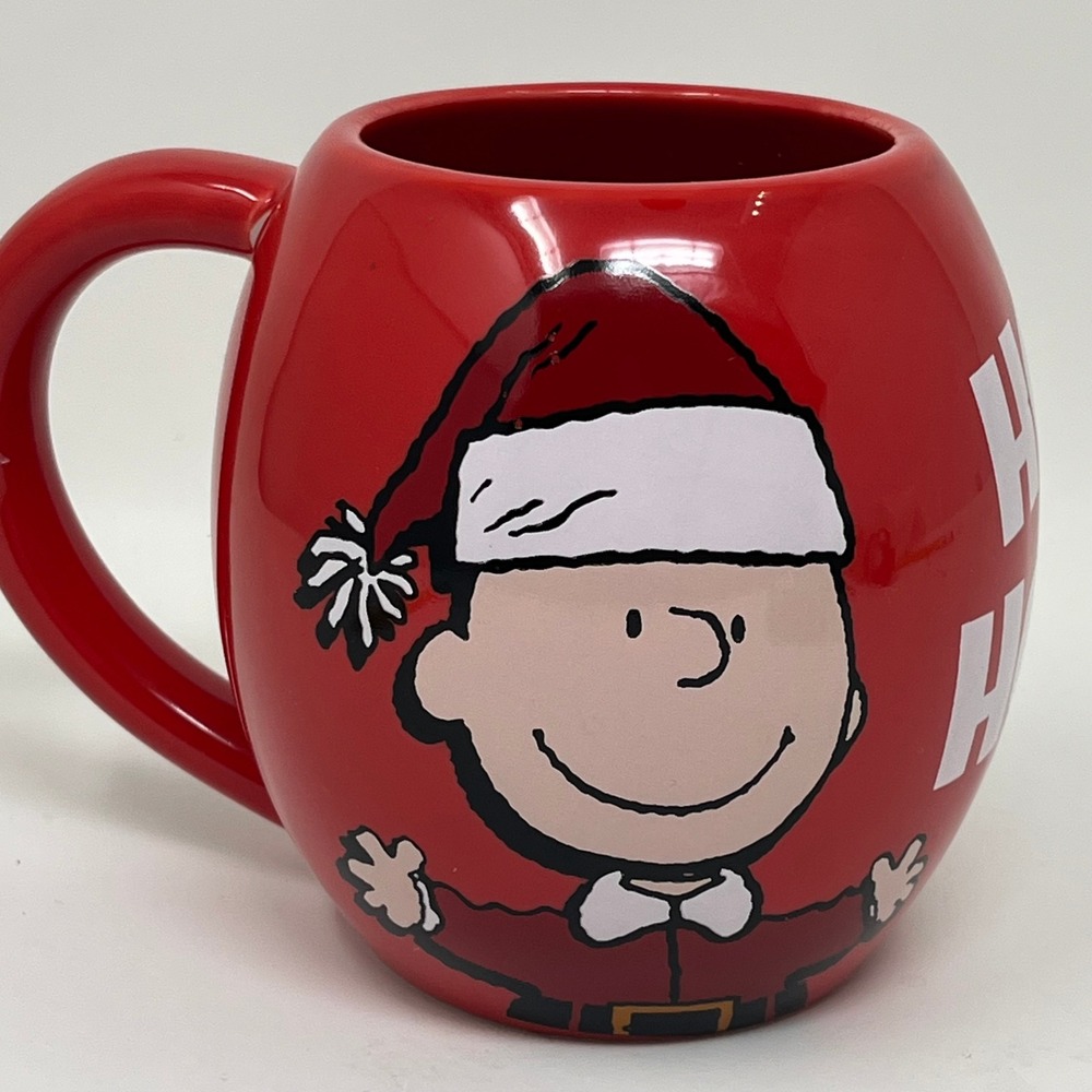 Peanuts Charlie Brown Snoopy Christmas Mug Coffee Cup Red Ho Ho Woof Woof 2016